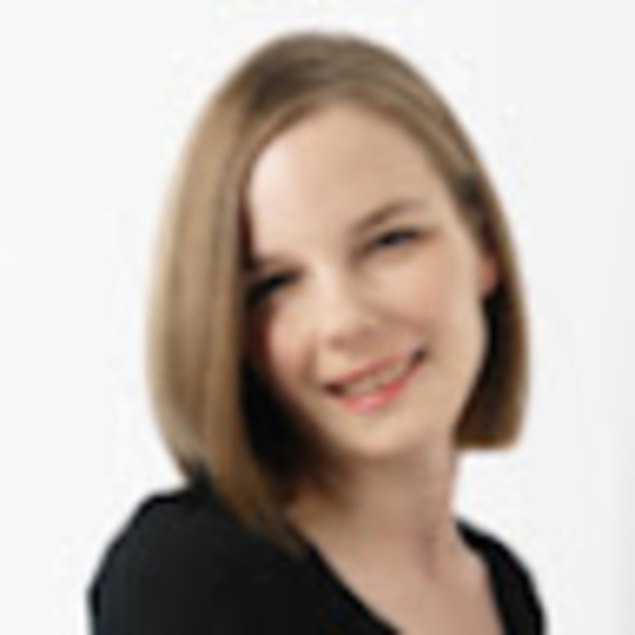 Meet your Posher, Mia - Picture 1 of 1